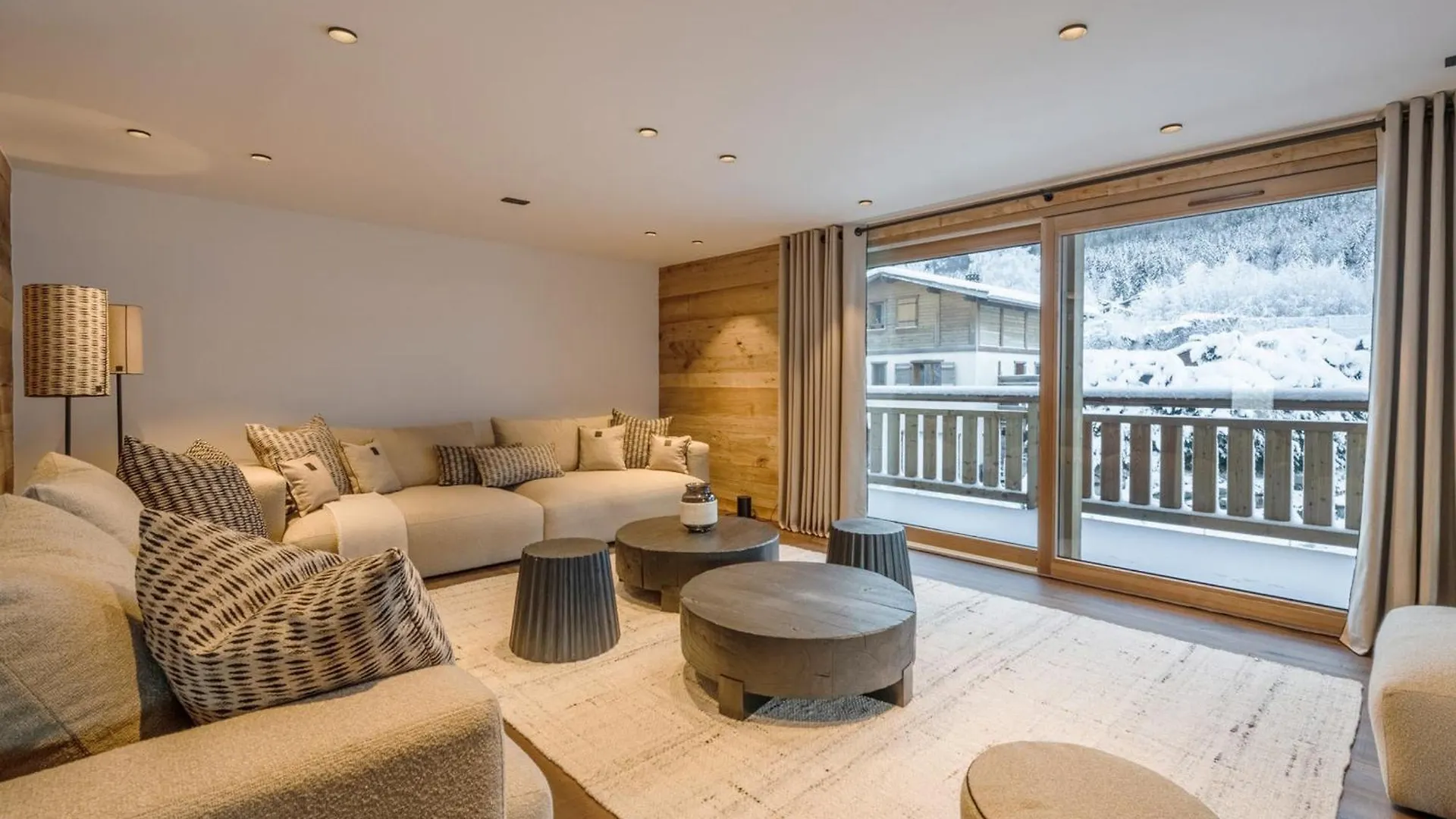 Chalet De Luxe Avec Piscine Interieure Et Sauna, Proche Chamonix - Fr-1-343-261
