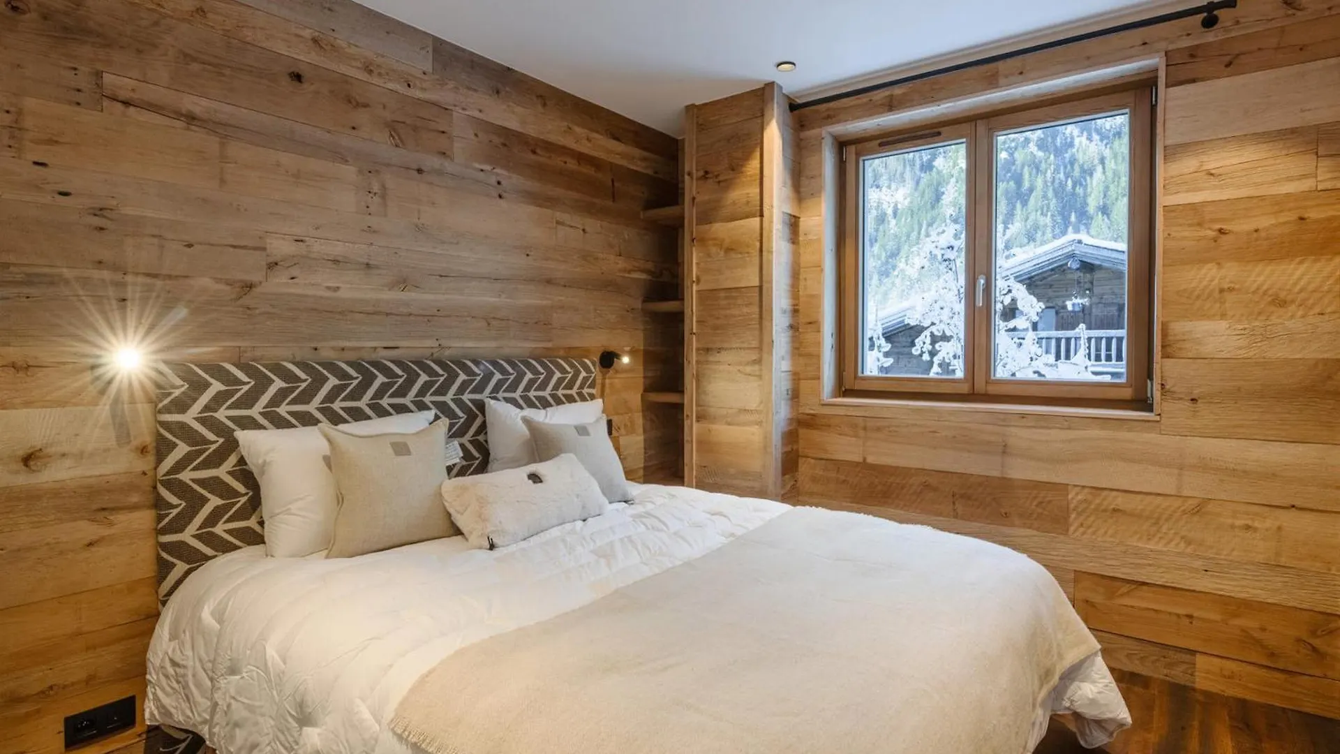 Chalet De Luxe Avec Piscine Interieure Et Sauna, Proche Chamonix - Fr-1-343-261