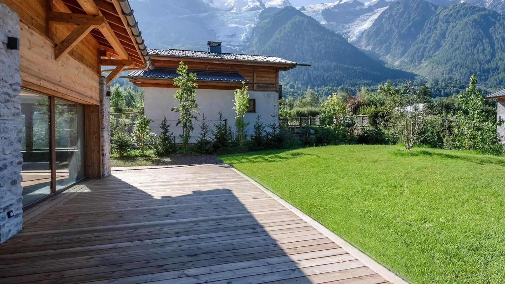 Chalet De Luxe Avec Piscine Interieure Et Sauna, Proche Chamonix - Fr-1-343-261