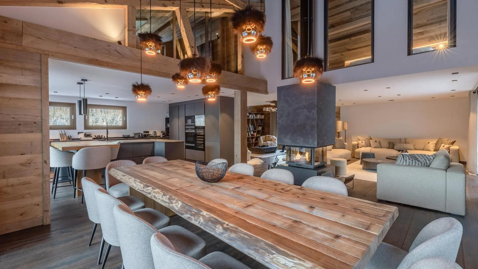 Chalet De Luxe Avec Piscine Interieure Et Sauna, Proche Chamonix - Fr-1-343-261